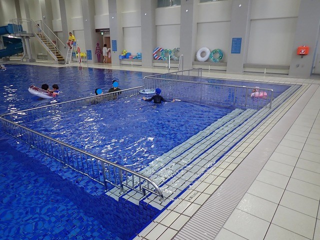 インドアプールキッズエリア