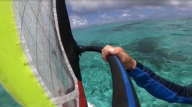 石垣島のウインドサーフィン